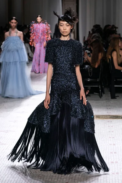 Look 32